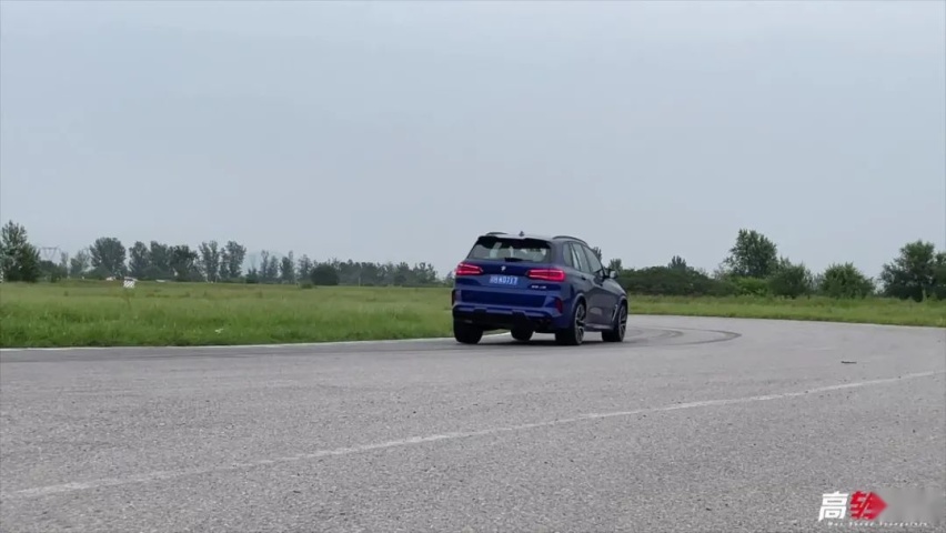 赛道试驾宝马X5M，喜提最速suv皇冠