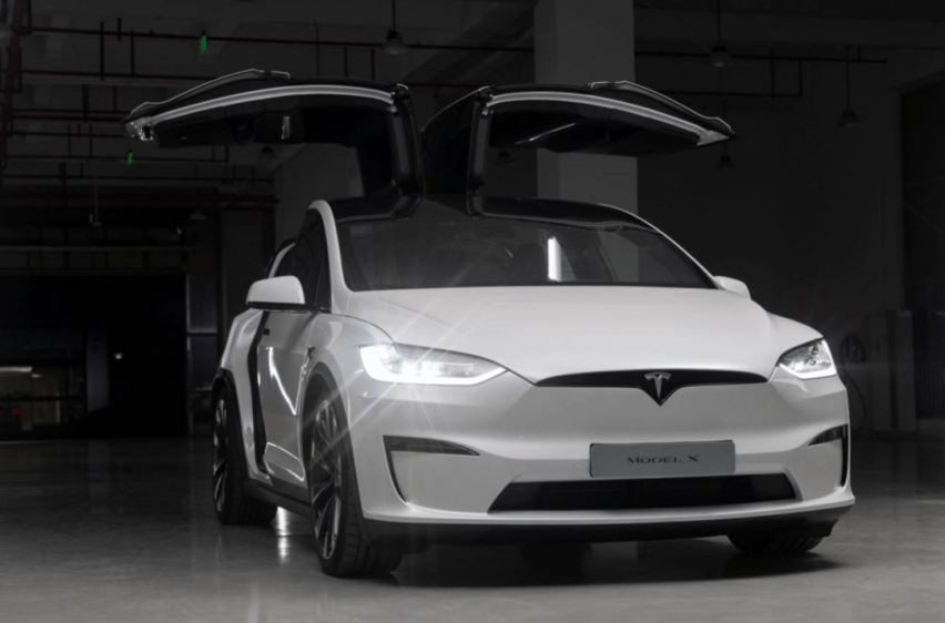 新车速递：特斯拉Model S/X Plaid版进博会上演国内首秀