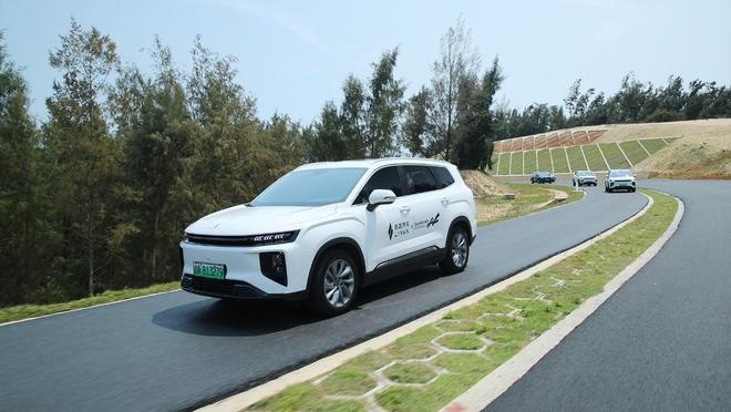 试驾睿蓝9，10万多起的可换电7座中型纯电SUV，还有谁？
