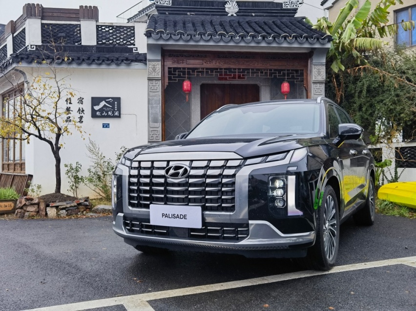 预算30万想买大空间自吸V6？帕里斯帝或是唯一答案，但真的值吗？