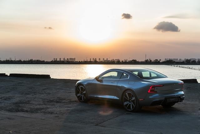 这种"闷骚"你顶得住吗？公路试驾Polestar 1