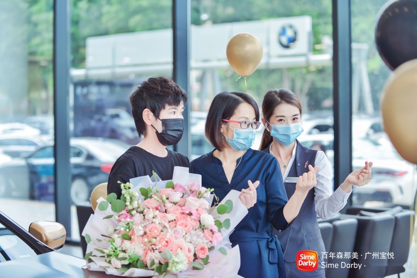 辉煌驭世，气韵绝尘 | BMW 8系曙光特别版定制交车仪式