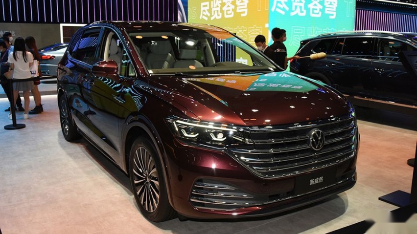 大众威然：降2.5万没现车？劝你去订不加价的GL8