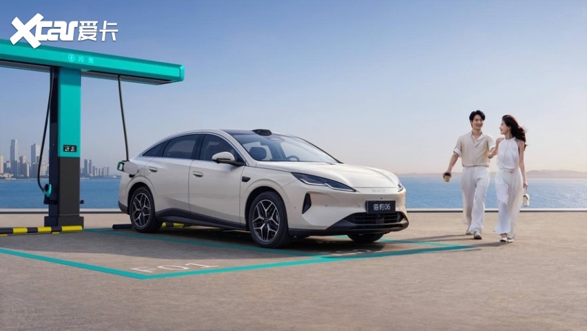 9.99万起,长续航双动力+闪充智驾齐上车,2027款海豹06B级新选