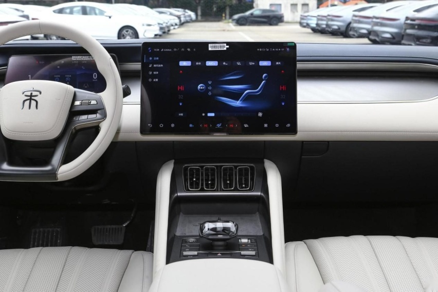 颜值/个性/实用兼顾的轿跑SUV 别克E4与宋L谁更值