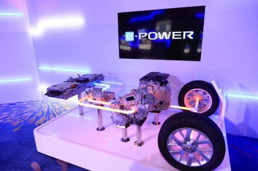 为什么说e-POWER超混电驱更“高级”？试驾全新轩逸