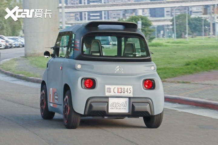 地表上没有别的电动车比它更可爱,实车实拍雪铁龙ami