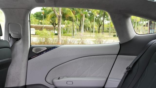 20.99万起，极氪007为何能颠覆传统豪车体验