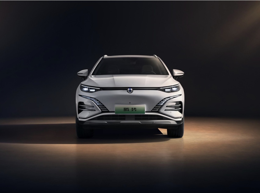 旗舰中大型SUV只要30万？腾势N8售价31.98-32.68万元
