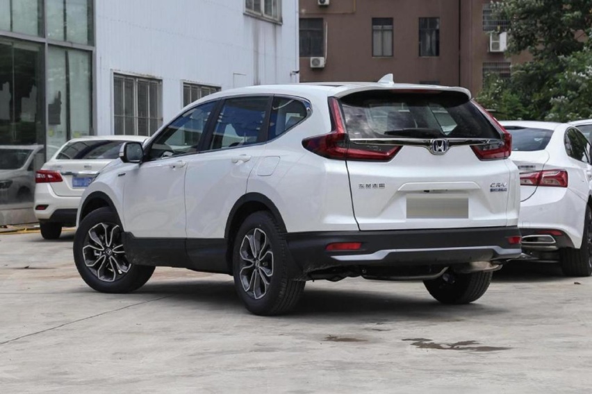 新旧网红实力对比 零跑C11增程对比东风本田CR-V 锐混动