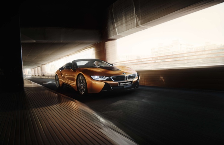 有钱人的玩具，中国限量发售10台，BMW i8推出极夜流星版