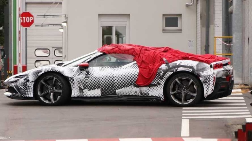 混动版SF90 Stradale Spider谍照曝光