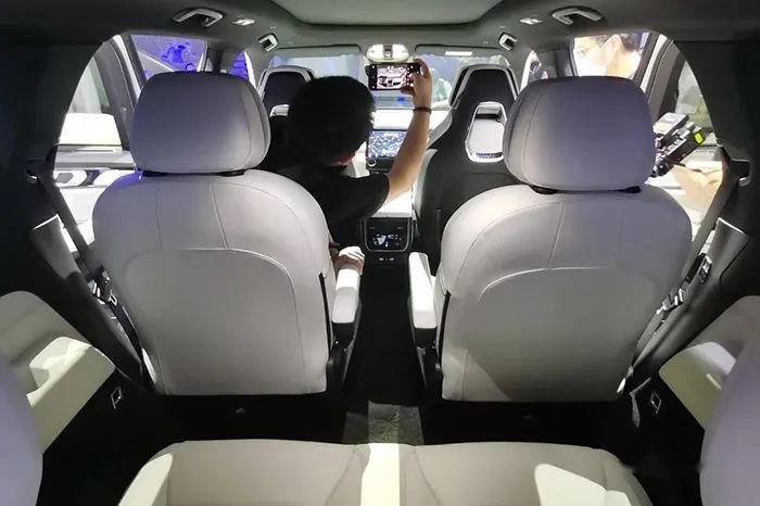 比XC90还大，这回应该能挑战汉兰达了吧