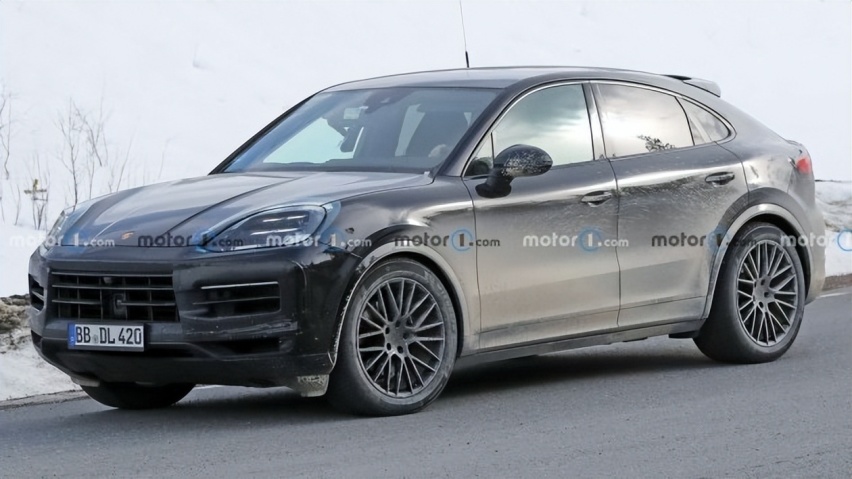 新车谍照：凯迪拉克CT6、奥迪Q5、卡宴将换代，你看好谁？