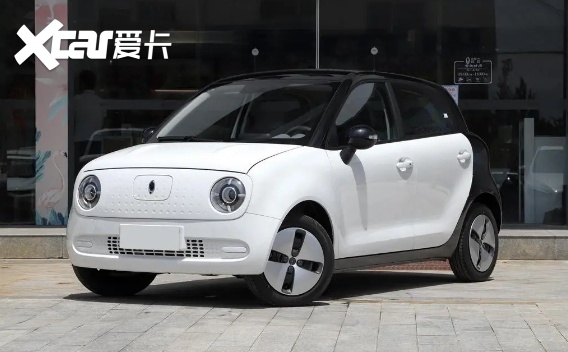 (欧拉黑猫)而能花这个钱买微型电动车的用户,大多是想要一个高品质