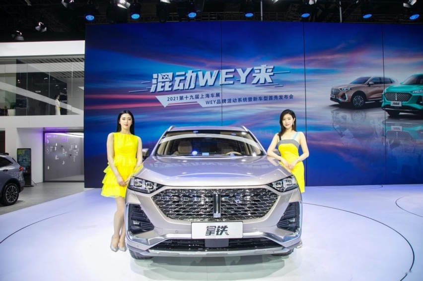 谁是自主品牌一哥?长城25款新车决胜负,坦克双旗舰“炸场”
