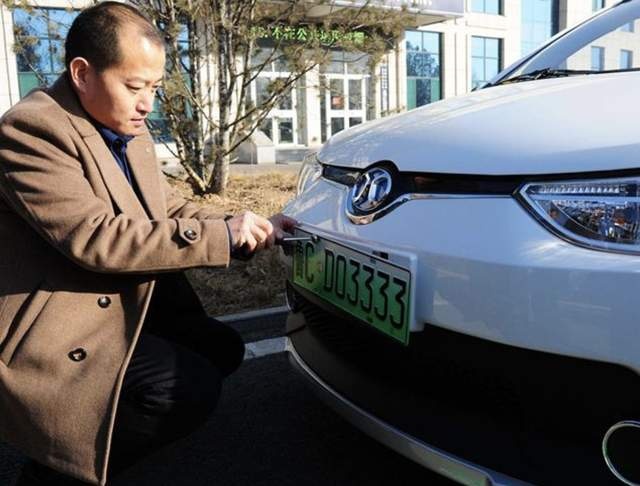 上海绿牌新政，小型电动汽车未来之路如何走？