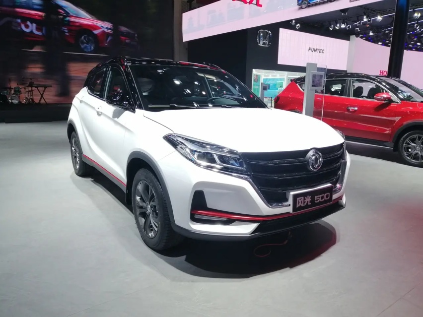 最低5.48万元起售，定位入门SUV，东风风光500正式上市