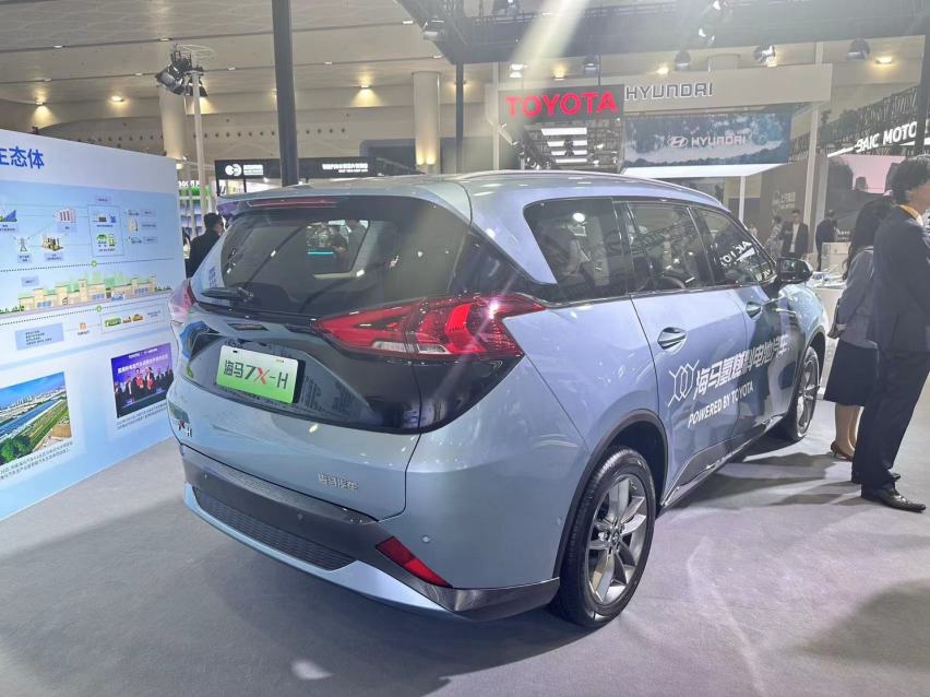 海马汽车终于发布新车了，定位MPV，800km+续航