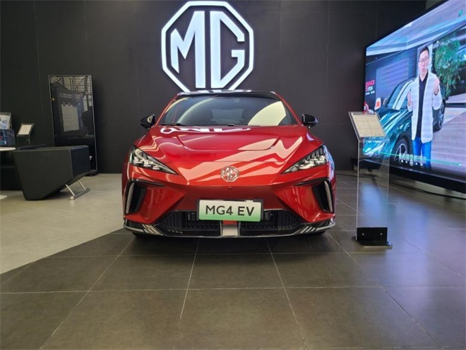 全球奖项收割机！MG4 EV堪称11万级兼顾高性价比和玩乐之选！