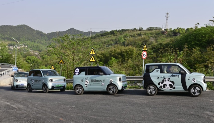 开“剁椒鱼头”的快乐谁懂？试驾熊猫mini，堪称代步神器