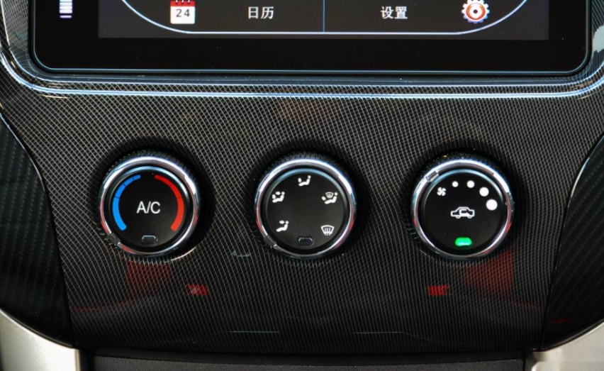 熄火停车后车内传来车外的风，是什么情况？