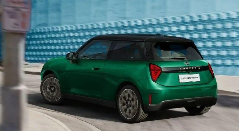 全新电动MINI COOPER对比smart 精灵#1，后来者居上？