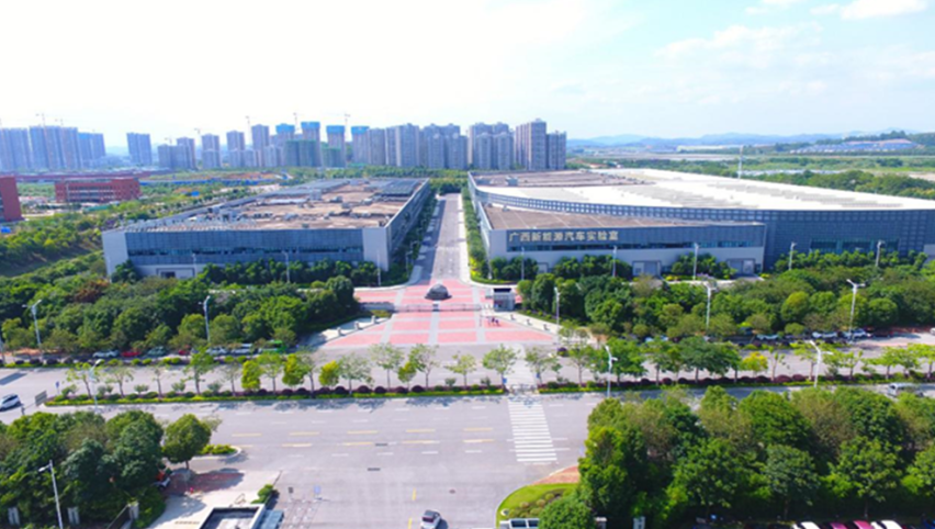 求解：想入手大空间五门纯电车！答：选五菱缤果