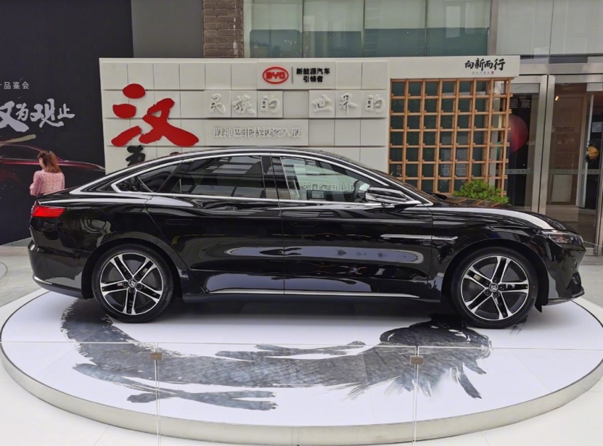 还没上市就搞定了一堆老司机，什么车这么有魅力？