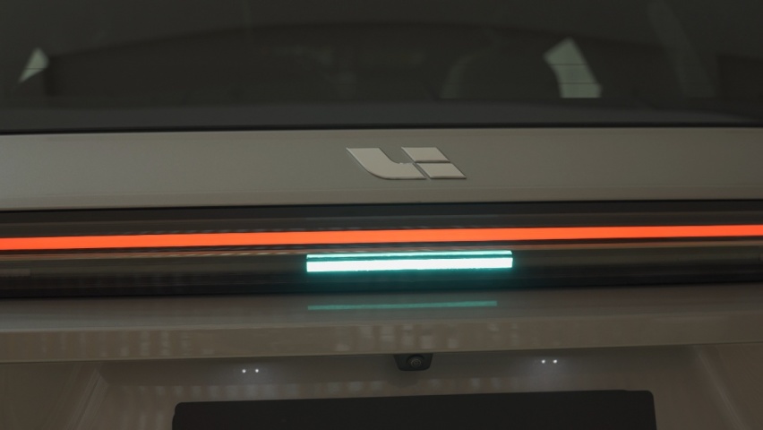 理想 L9 深度解析:“家用 SUV”的多元宇宙