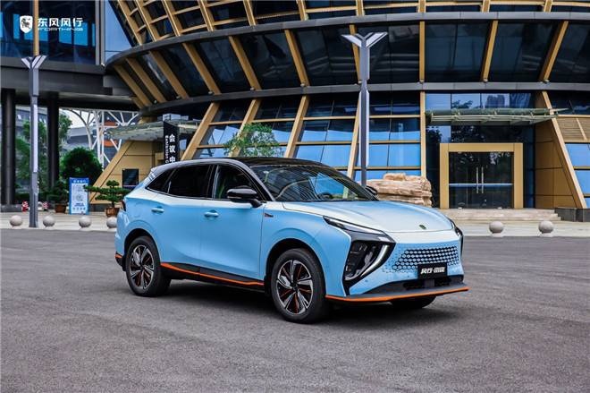 新能源SUV“颜值天花板”，风行雷霆怎么做到的？