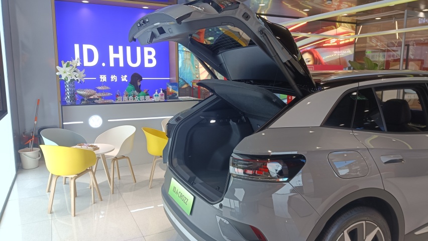 新能源探店大众ID.4 CROZZ：确定是一款帅气且合格的家用车