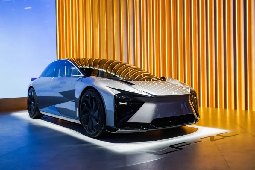 【E汽车】共创汽车新未来，丰田智电升级亮相2024北京国际车展