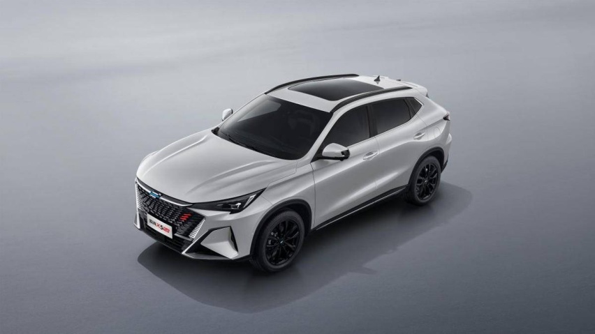 欧尚X5 PLUS领航型上市，售价10.49万，1000元加了啥配置？