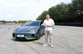 新一代劈弯利器 赛道+场地体验比亚迪海豹的极致性能