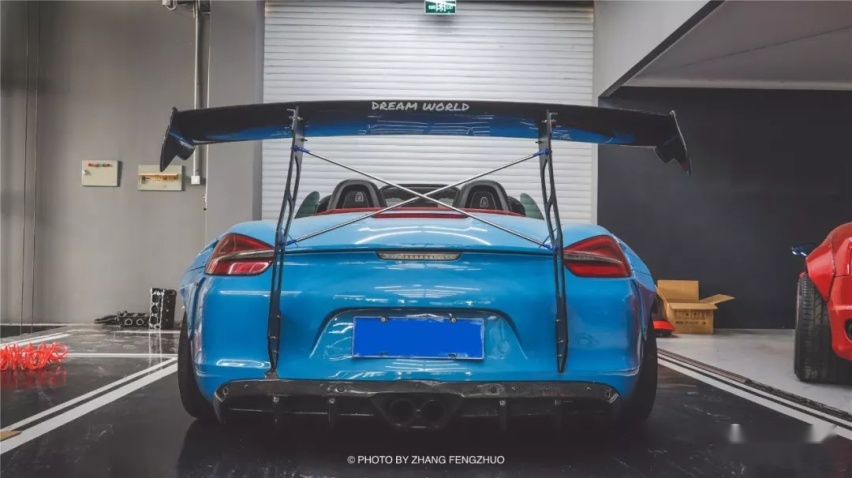这台981 Boxster为何那么像718 GT4？坚持移植就不会过时