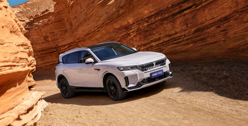 25万级“六边形”SUV，还得看岚图FREE