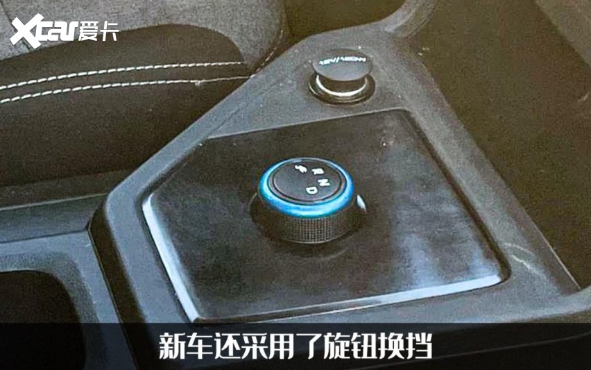 五菱征程纯电版谍照曝光，手刹+旋钮挡，内饰朴实无华