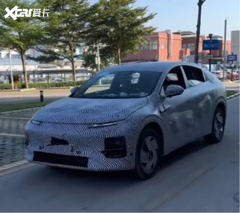 特斯拉又降价了！又维权了！小鹏全新SUV曝光，对标Model Y!