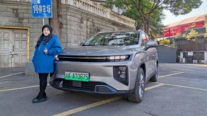 试驾官丨评测睿蓝9，10万级纯电7座SUV，还能换电？
