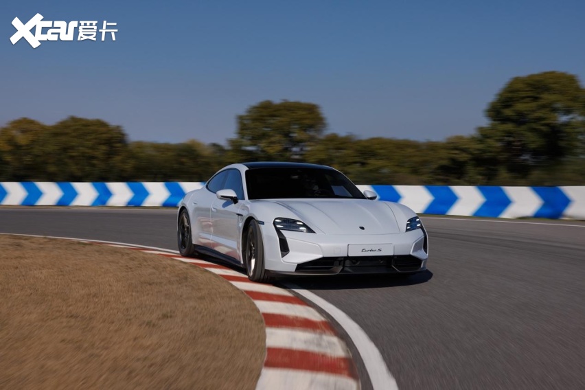 保时捷新款taycan全球首发-爱卡汽车爱咖号