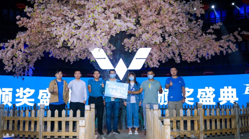五菱新作 人民的省油长续航SUV 五菱星辰混动版