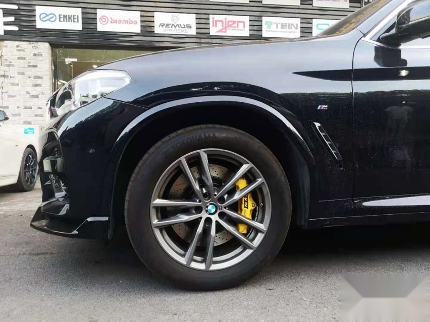 2021款宝马X3前后轮刹车改装TEI Racing S60六活塞卡钳