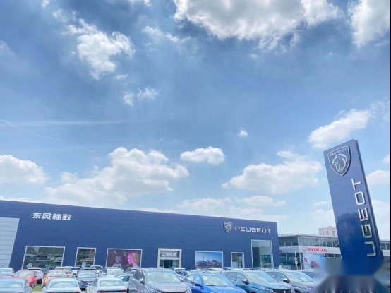 上海陆狮新品牌形象店刷新，东风标致全面开启品牌焕新征程