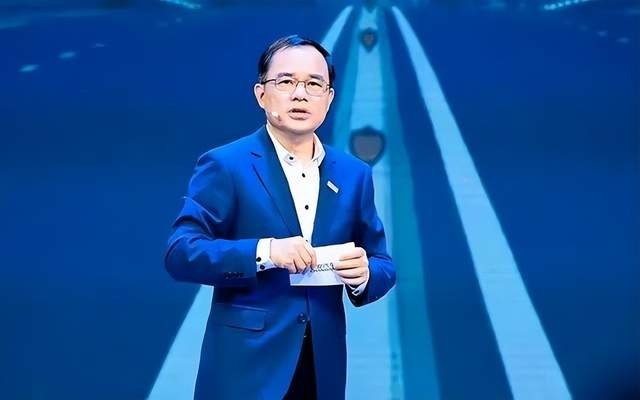吉利和长安“握手言合”，两大巨头联手加速转型