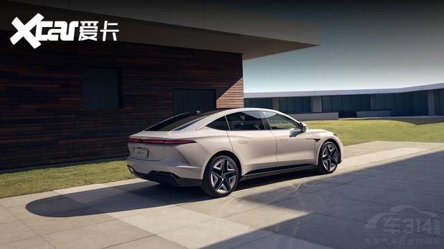 全面对标 汉EV冠军版和飞凡F7该选谁呢？