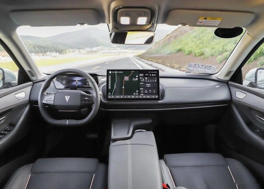 20万级网红SUV？深蓝新车一季度发布 轴距竟达2.9米！