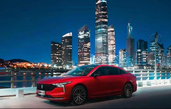 注重安全性选什么车，奔腾B70给你答案