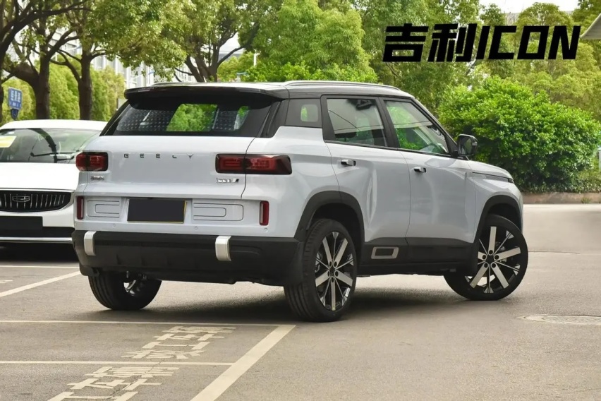吉利牛仔定妆照来了,配AT胎/前照灯定位轻越野，源自吉利ICON车型