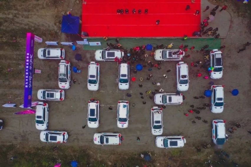 近千名哈弗H9车主齐聚，轰九大队开年会的方式有啥不一样？